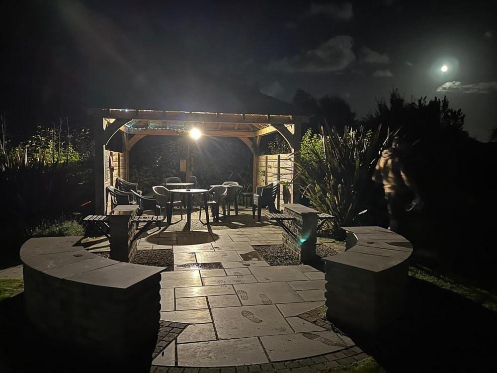Belle Vista Glamping & Camping يورك المظهر الخارجي الصورة
